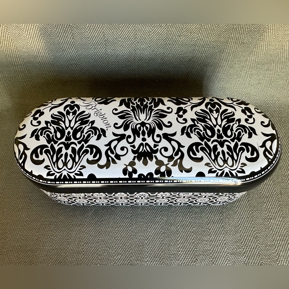 Brighton Glasses Case Black and White